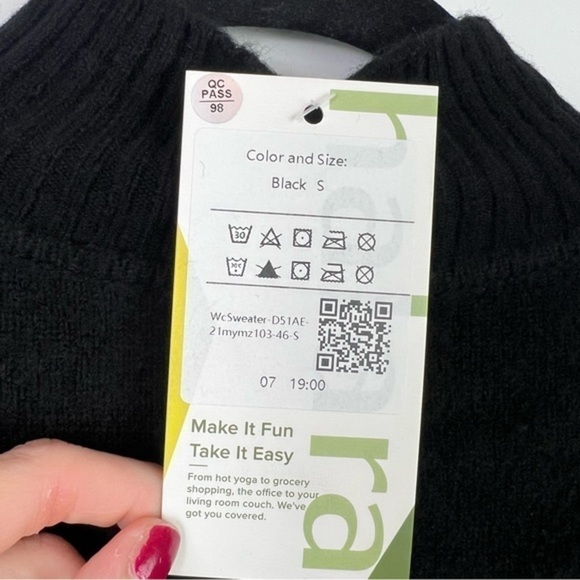 Halara Turtleneck womens size small Black Purple Color Block Knit Sweater - Picture 7 of 8